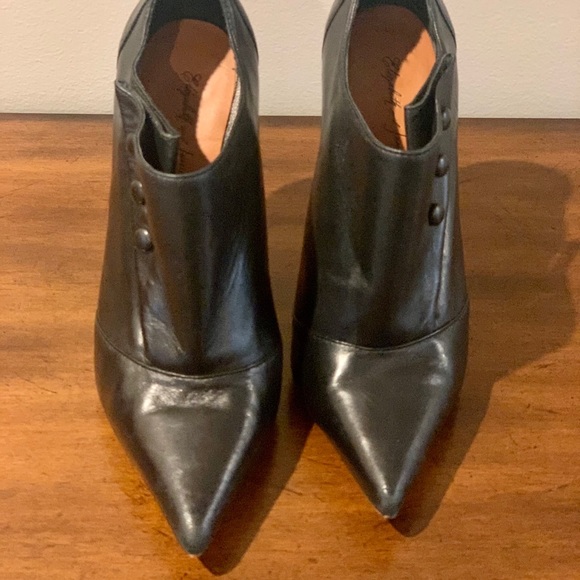 Elizabeth and James Pointed Toe Black Stiletto Heel Bootie - Picture 10 of 11